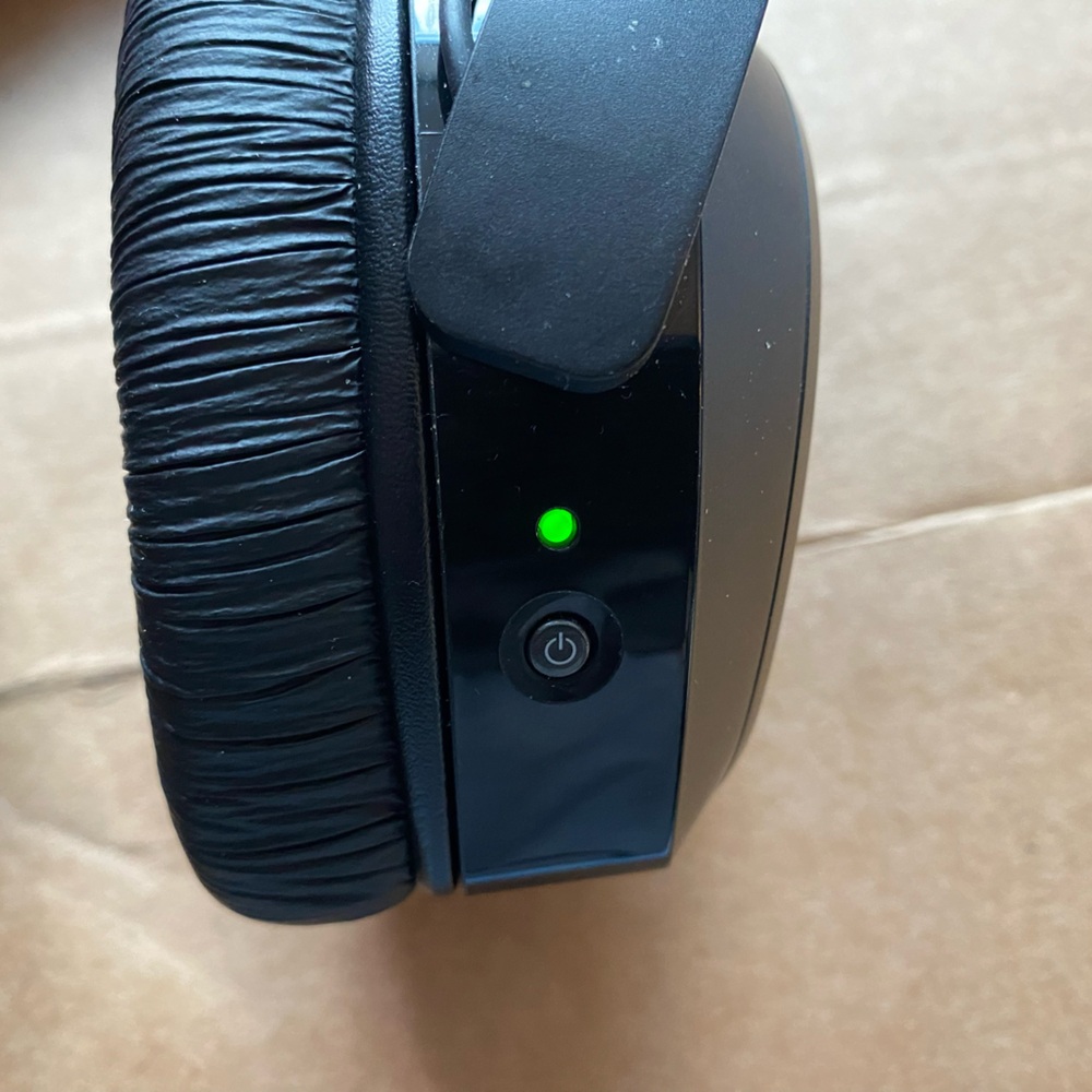 Sennheiser HDR 175 Wireless Headphones - Picture 9 of 10